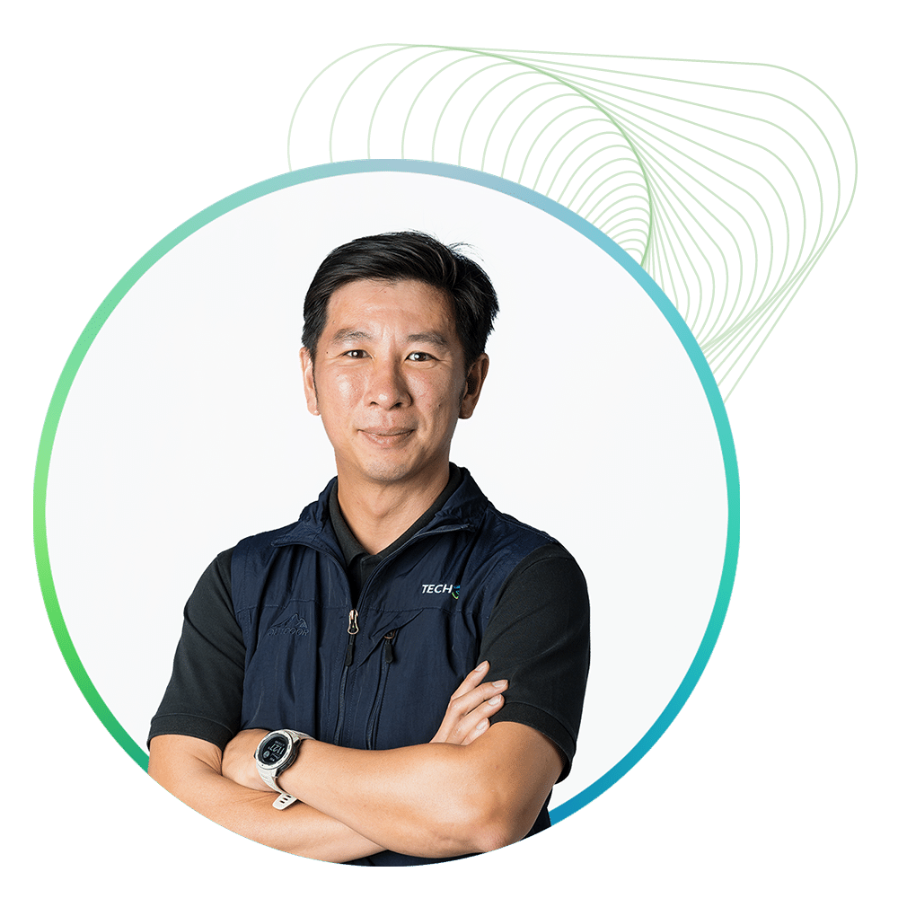 Aaron Tay, Sales Director